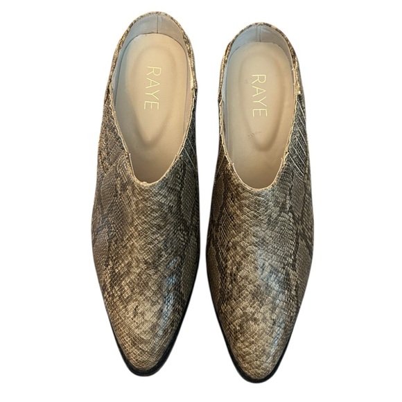 Revolve Raye snakeskin mules - Picture 3 of 7